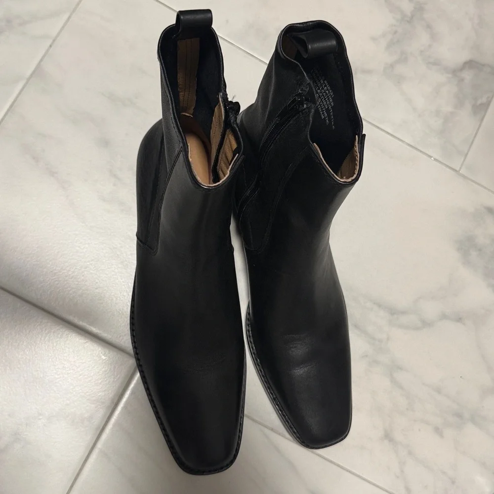 Madewell Sleek Black Leather Idris Boot - Picture 3 of 7